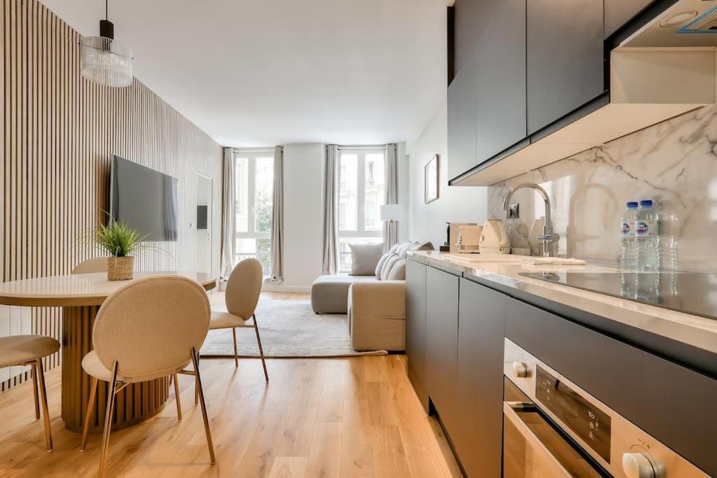L'Elegance A La Parisienne Apartment Екстериор снимка