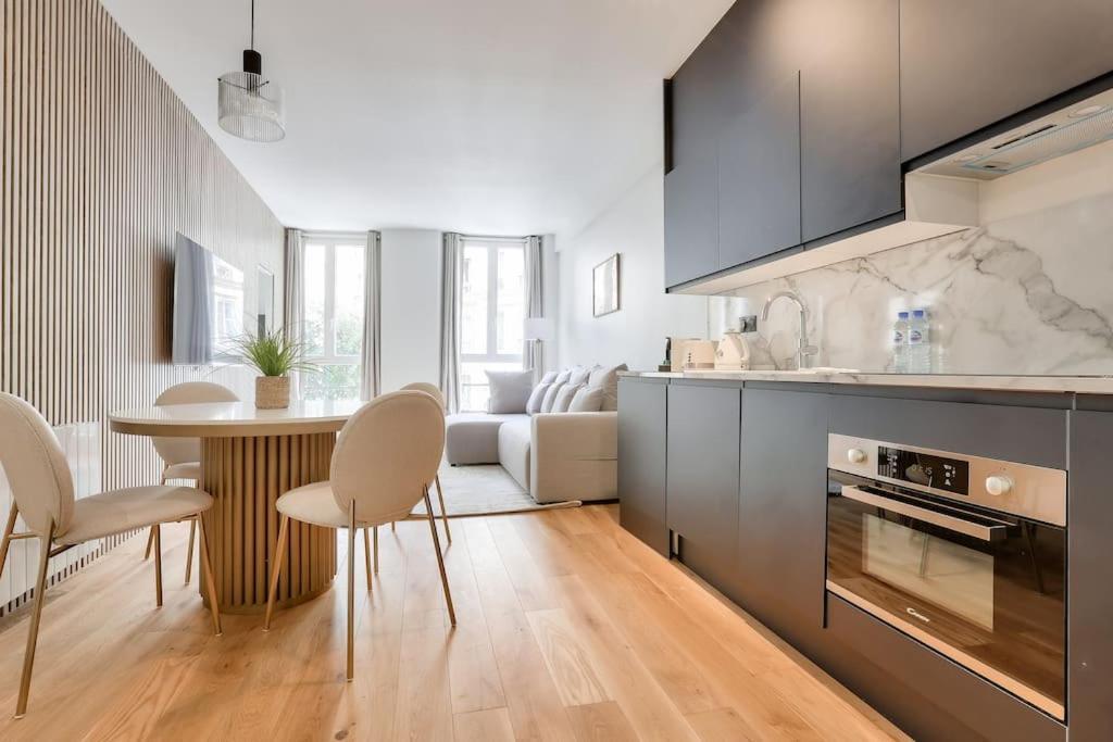 L'Elegance A La Parisienne Apartment Екстериор снимка