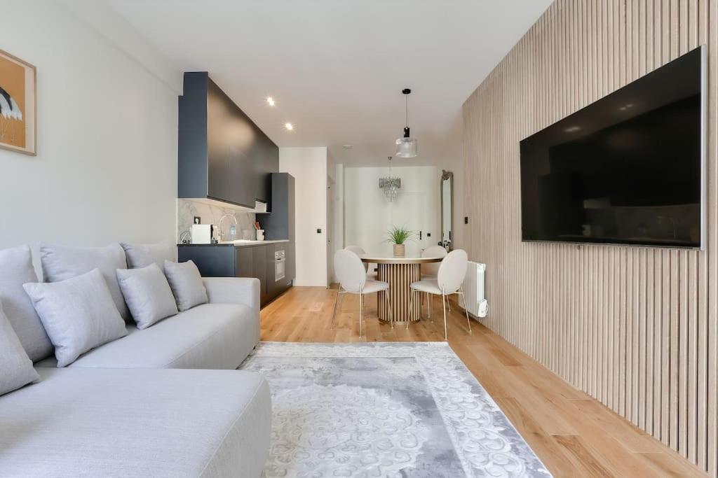 L'Elegance A La Parisienne Apartment Екстериор снимка