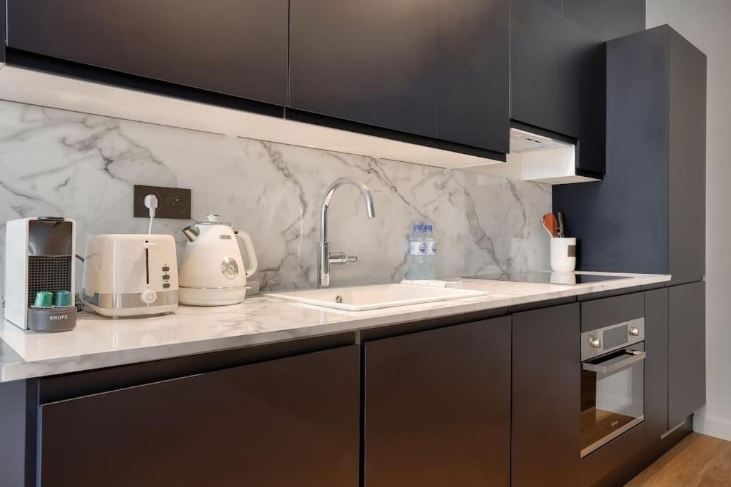 L'Elegance A La Parisienne Apartment Екстериор снимка