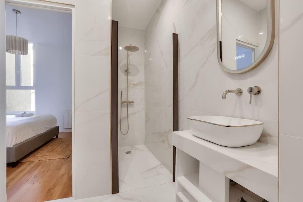 L'Elegance A La Parisienne Apartment Екстериор снимка