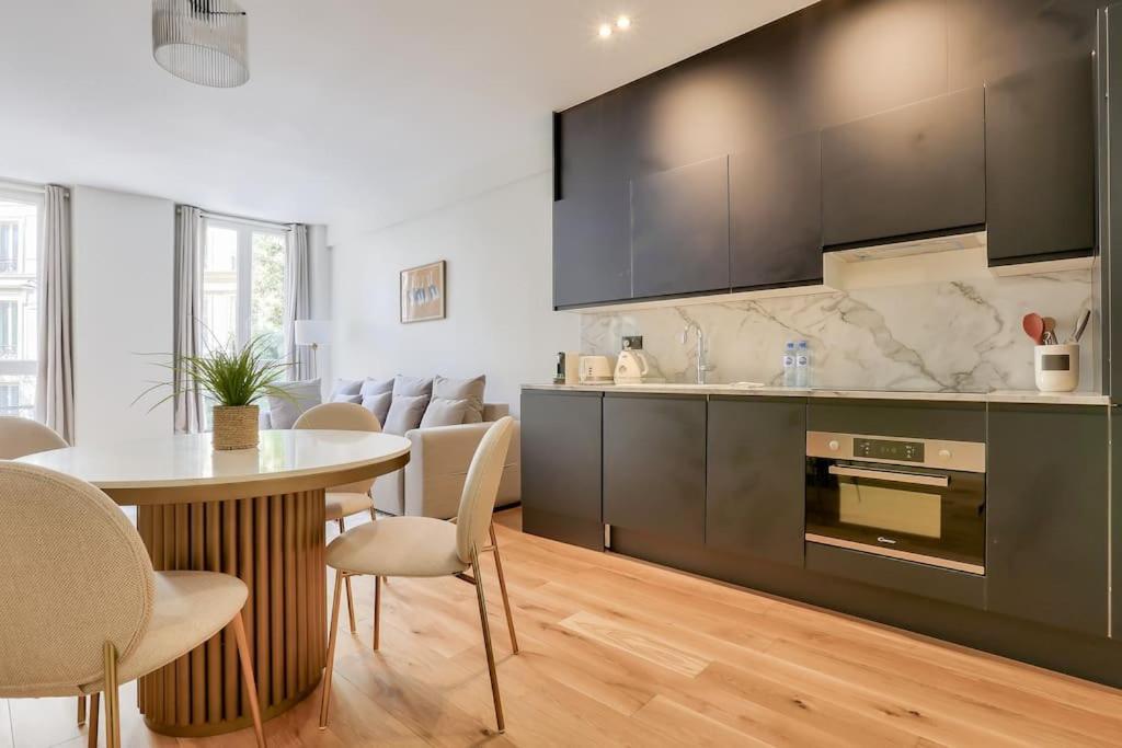 L'Elegance A La Parisienne Apartment Екстериор снимка
